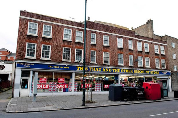 Căn hộ Adele từng sống với mẹ mình khi còn nhỏ