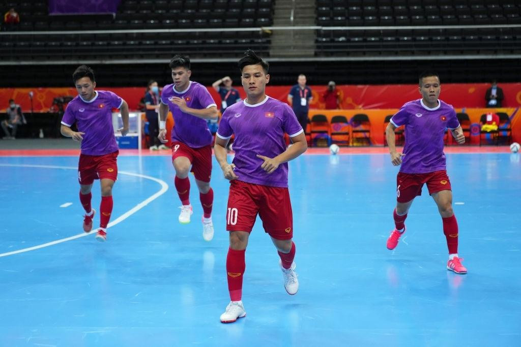 Futsal Việt Nam vs CH Czech 1-1: Tuyệt vời! Futsal Việt Nam vào vòng 1/8 World Cup ảnh 3 Futsal Việt Nam vs CH Czech 1-1: Tuyệt vời! Futsal Việt Nam vào vòng 1/8 World Cup ảnh 3
