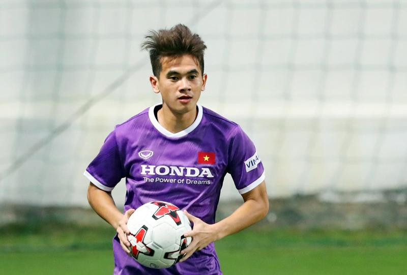 Văn Kiên được HLV Park Hang-seo bổ sung vào lực lượng ĐT Việt Nam