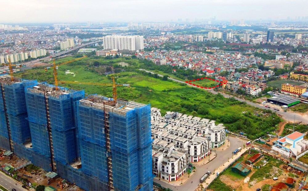 Cán bộ Văn phòng Đăng ký đất đai Hà Nội- Chi nhánh quận Long Biên cho biết, người làm thủ tục mua nhà ở xã hội hiện là quá sớm. (ảnh minh họa)