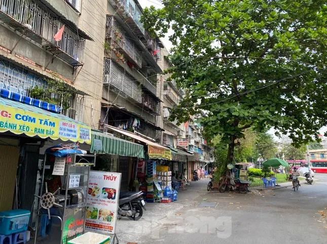 TPHCM sẽ hoàn thành công tác xây dựng mới đối với 16 chung cư cấp D bị hư hỏng nặng, nguy hiểm.