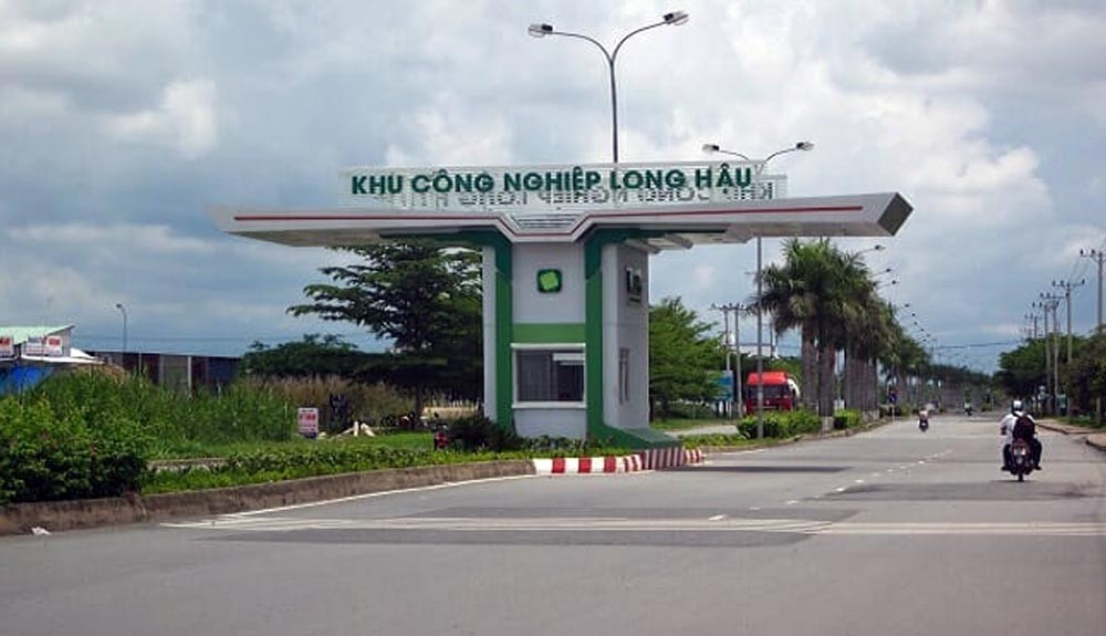 Tổng cộng 400.000 cổ phiếu LHG bị nhóm quỹ ngoại bán ra. Tổng cộng 400.000 cổ phiếu LHG bị nhóm quỹ ngoại bán ra.