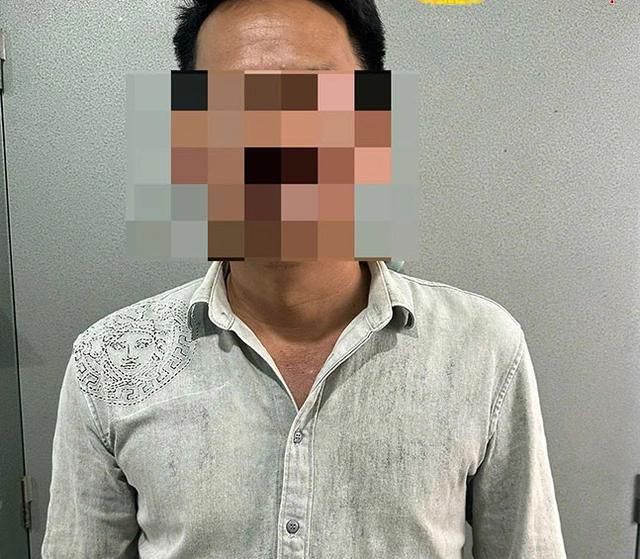 Đối tượng T.V.T. tại cơ quan Công an. Đối tượng T.V.T. tại cơ quan Công an.