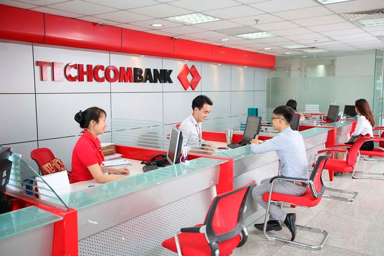 Techcombank là nơi trả lương cao nhất hệ thống ngân hàng với thu nhập bình quân là 48 triệu đồng/người/tháng.