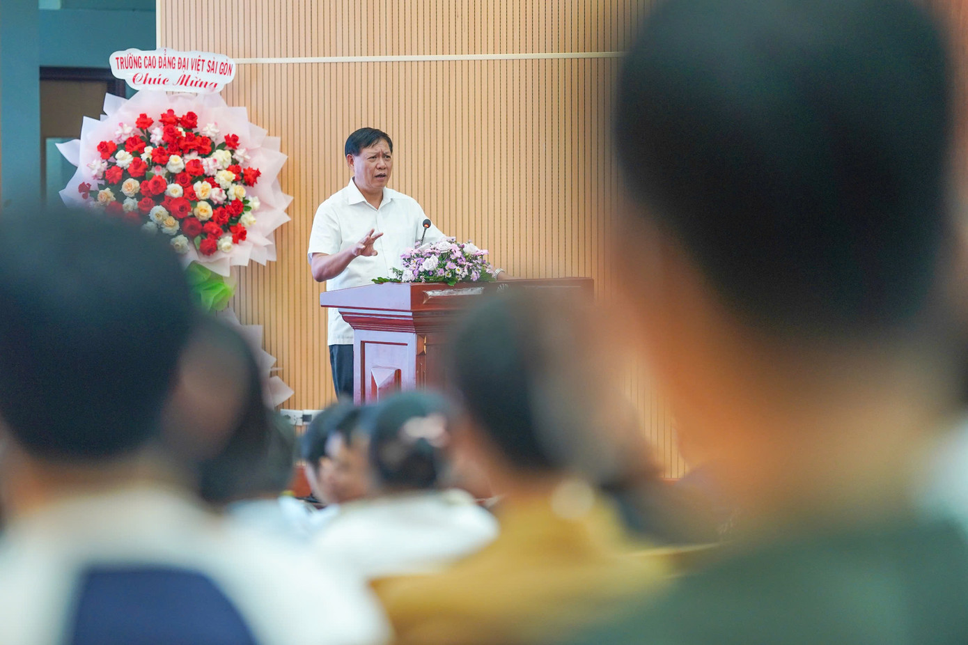 Bộ Y tế cam kết tiếp tục đồng hành, tạo cơ chế thuận lợi cho công tác đấu tranh phòng, chống thuốc giả một cách hiệu quả và bền vững. Bộ Y tế cam kết tiếp tục đồng hành, tạo cơ chế thuận lợi cho công tác đấu tranh phòng, chống thuốc giả một cách hiệu quả và bền vững.