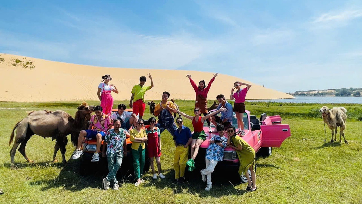 Phim Lật mặt 8: Vòng tay nắng quay tại Bàu Trắng. Phim Lật mặt 8: Vòng tay nắng quay tại Bàu Trắng.