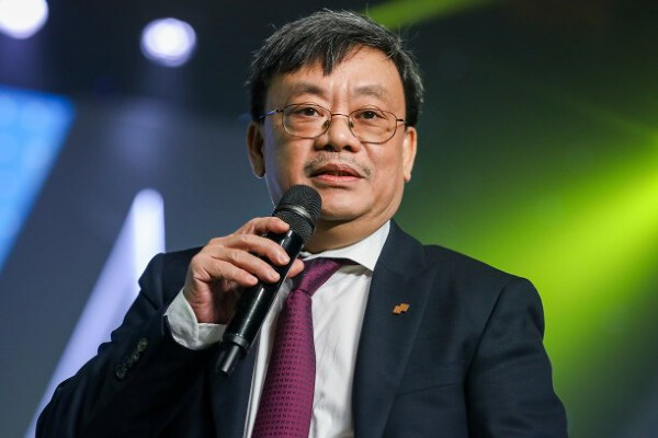 Tài sản ông Nguyễn Đăng Quang xuống dưới ngưỡng 1 tỷ USD và không còn nằm trong danh sách các tỷ phú USD do Forbes ghi nhận.