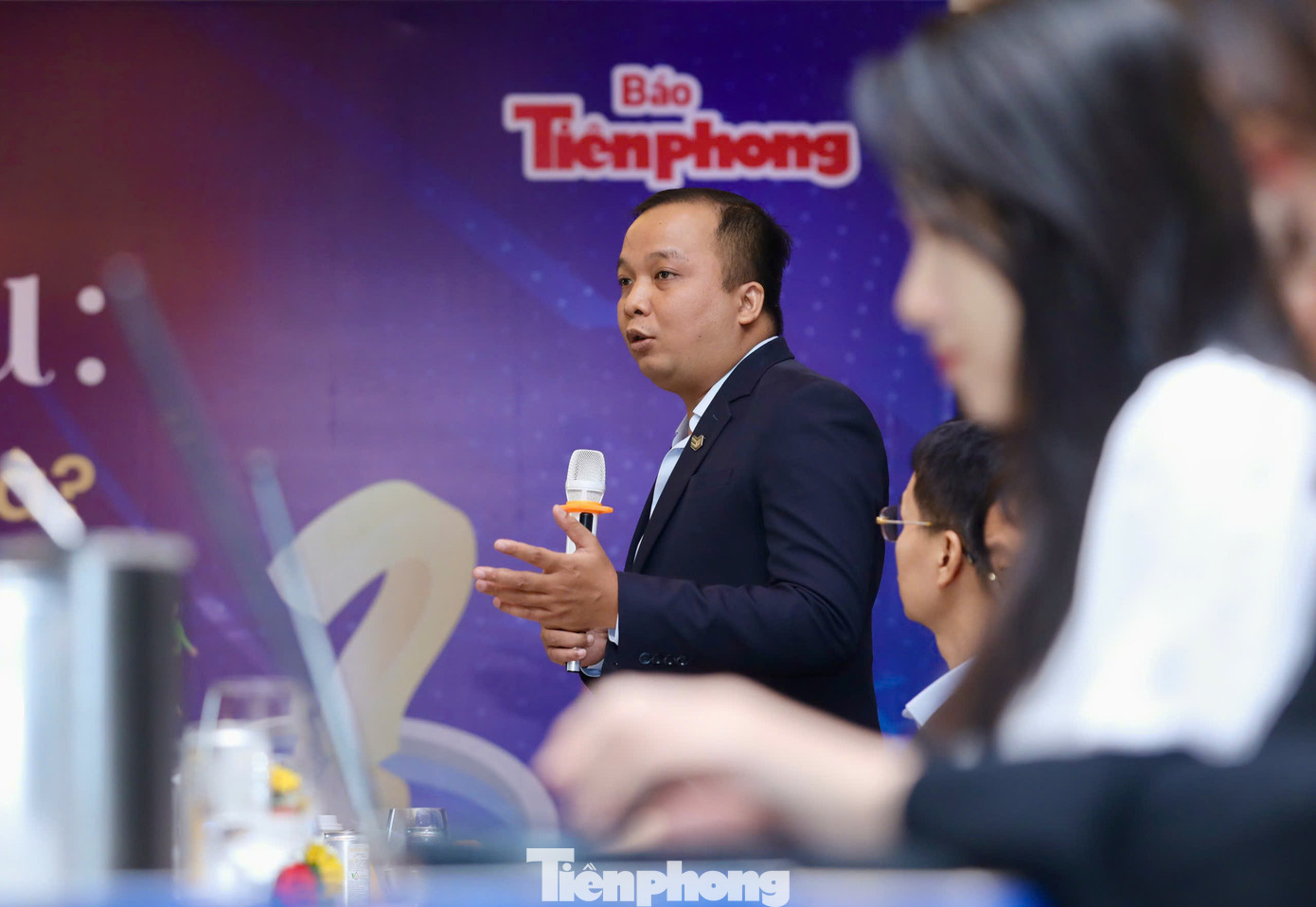 Ông Võ Hồng Thắng - Phó Tổng Giám đốc KDRA Group - cho rằng cần đảm bảo quan hệ bình đẳng giữa ngân hàng và người vay tiền.