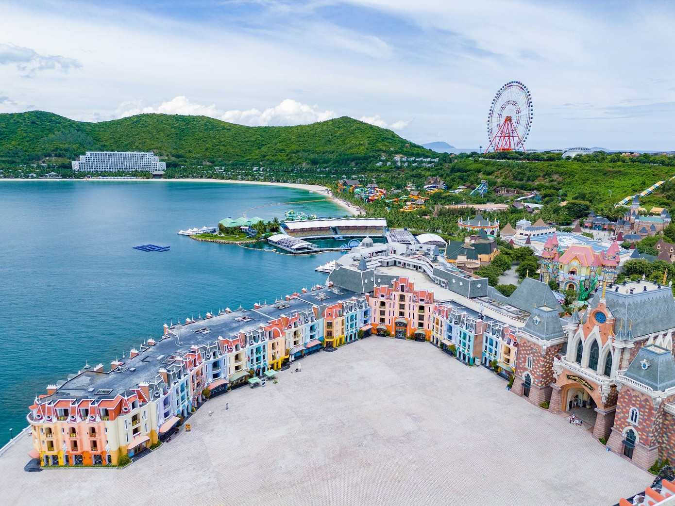 Gần 1,8 tỷ cổ phiếu của Công ty CP Vinpearl sắp niêm yết trên sàn HoSE.