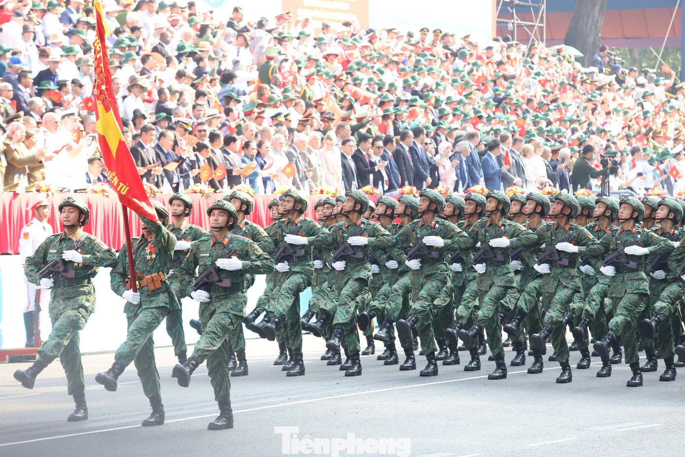 Khối Chiến sĩ tác chiến điện tử.