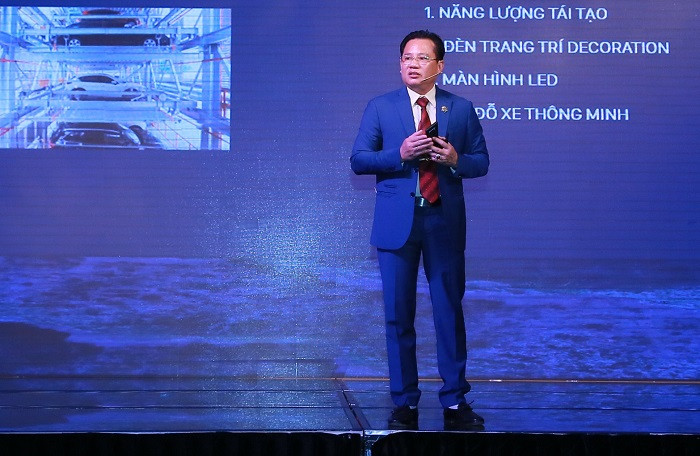 Ông Phạm Công Tuyến (59 tuổi, Giám đốc Công ty CP Phạm Phúc Gia - PPG Holdings) từ nạn nhân trở thành bị can vì tội “Đưa hối lộ”. Ông Phạm Công Tuyến (59 tuổi, Giám đốc Công ty CP Phạm Phúc Gia - PPG Holdings) từ nạn nhân trở thành bị can vì tội “Đưa hối lộ”.