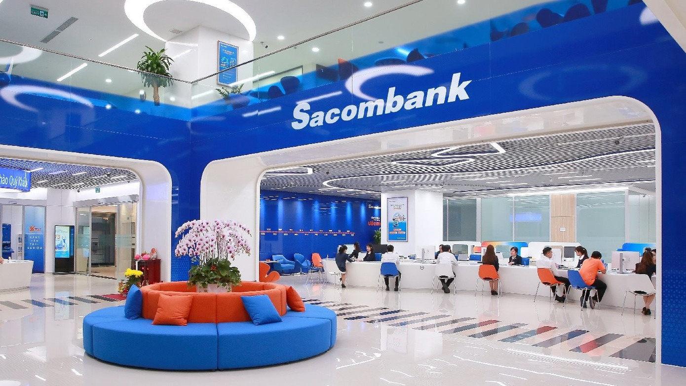 Sacombank công bố miễn nhiệm đồng thời 2 phó tổng giám đốc.
