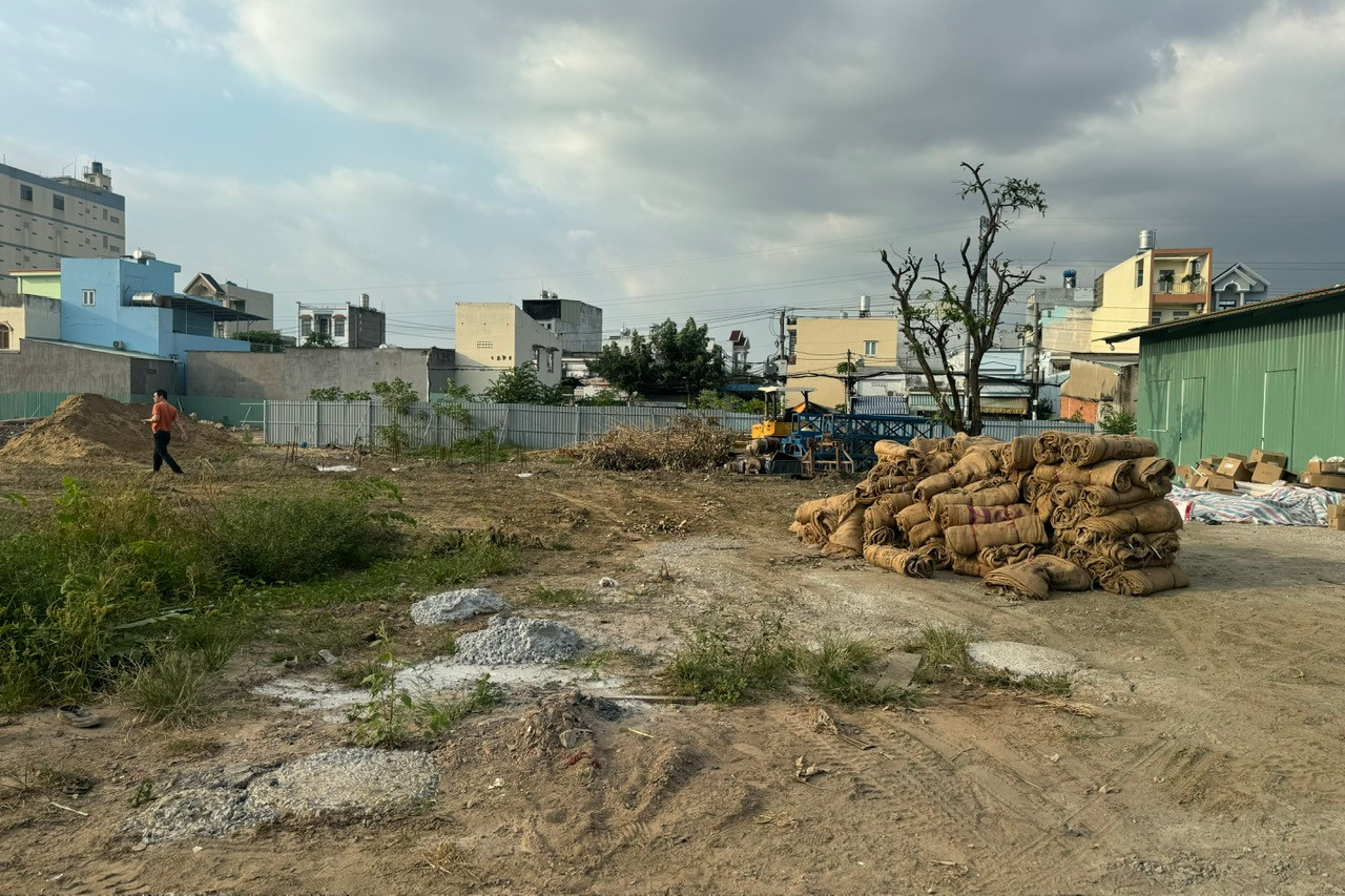 Hiện trạng dự án trường Tiểu học Bình Hưng Hòa A. Hiện trạng dự án trường Tiểu học Bình Hưng Hòa A.