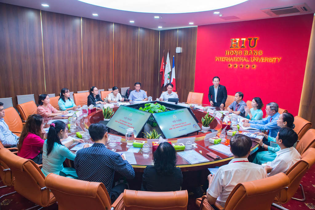 Quang cảnh hội thảo “Cải tiến Đào tạo và Hợp tác Khoa học Công nghệ”.