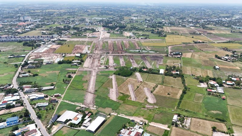 Viện Kinh tế tài nguyên và Môi trường TPHCM đề xuất điều chỉnh giá đất nông nghiệp trong quyết định 79 bằng 65 - 70% giá đất ở. Viện Kinh tế tài nguyên và Môi trường TPHCM đề xuất điều chỉnh giá đất nông nghiệp trong quyết định 79 bằng 65 - 70% giá đất ở.