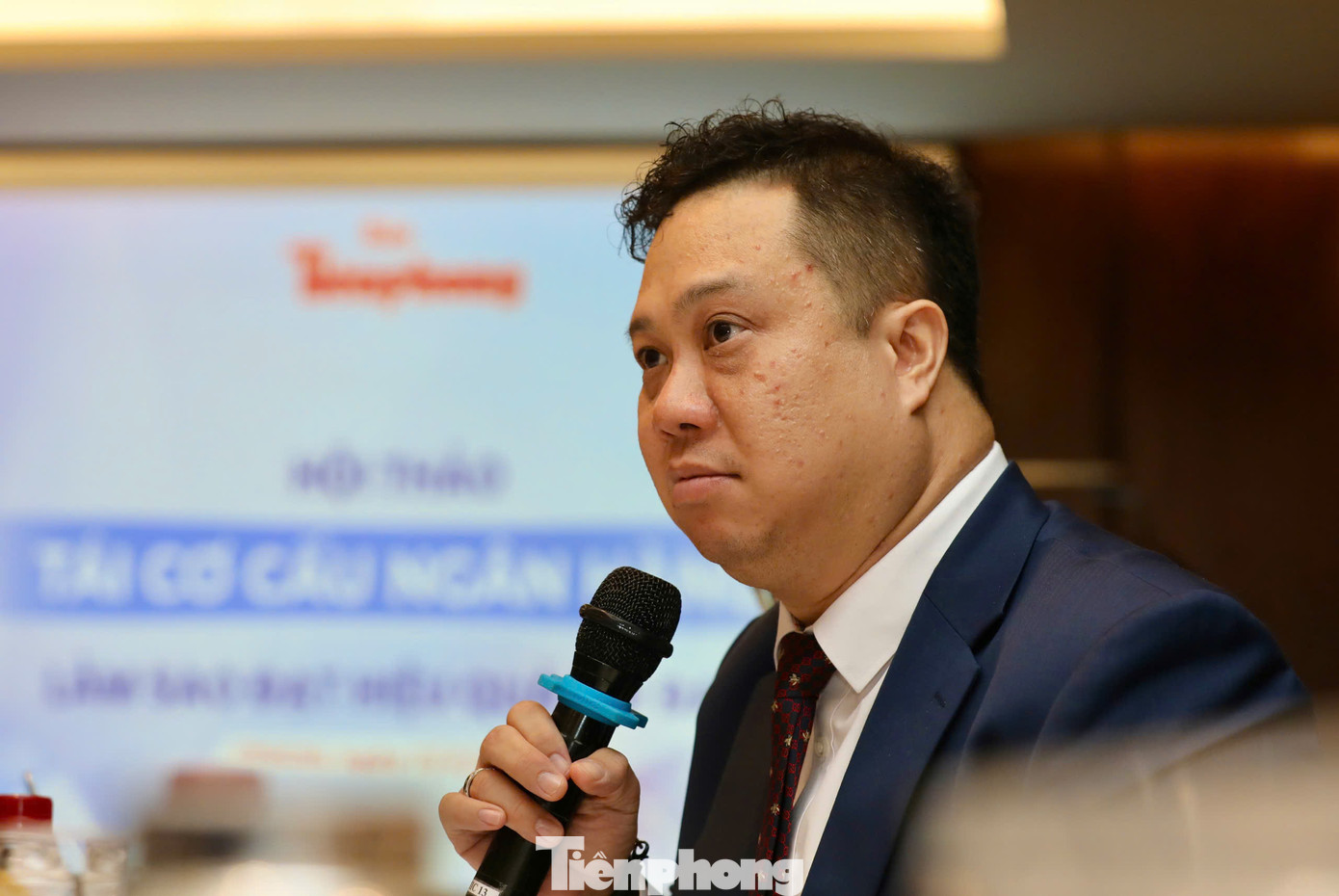 PGS, TS. Nguyễn Đức Trung - Hiệu trưởng Trường Đại học Ngân hàng TPHCM - phát biểu tại hội thảo.