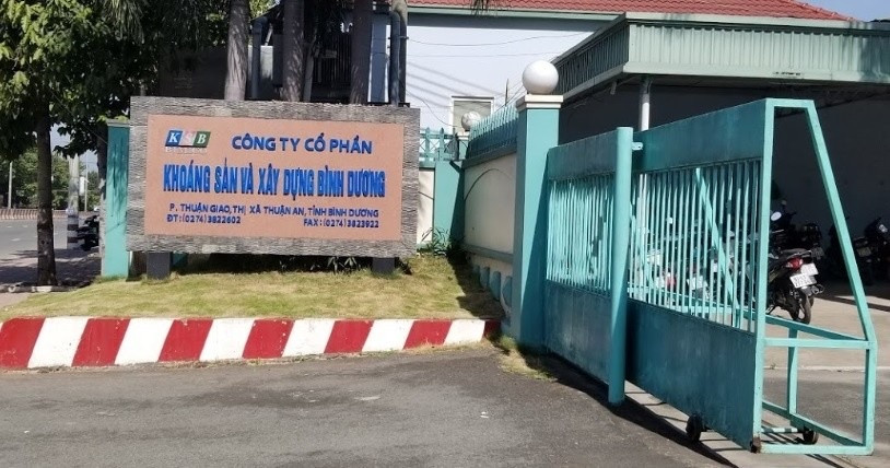 Công ty CP Khoáng sản và Xây dựng Bình Dương sẽ phát hành hơn 114 triệu cổ phiếu cho cổ đông hiện hữu. Công ty CP Khoáng sản và Xây dựng Bình Dương sẽ phát hành hơn 114 triệu cổ phiếu cho cổ đông hiện hữu.