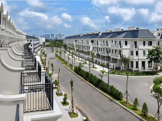 Tập đoàn Novaland mua lại 1.550 tỷ đồng trái phiếu. Tập đoàn Novaland mua lại 1.550 tỷ đồng trái phiếu.