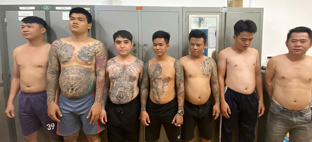 Các đàn em chuyên đi thu tiền lãi hàng ngày cho đối tượng Toàn.