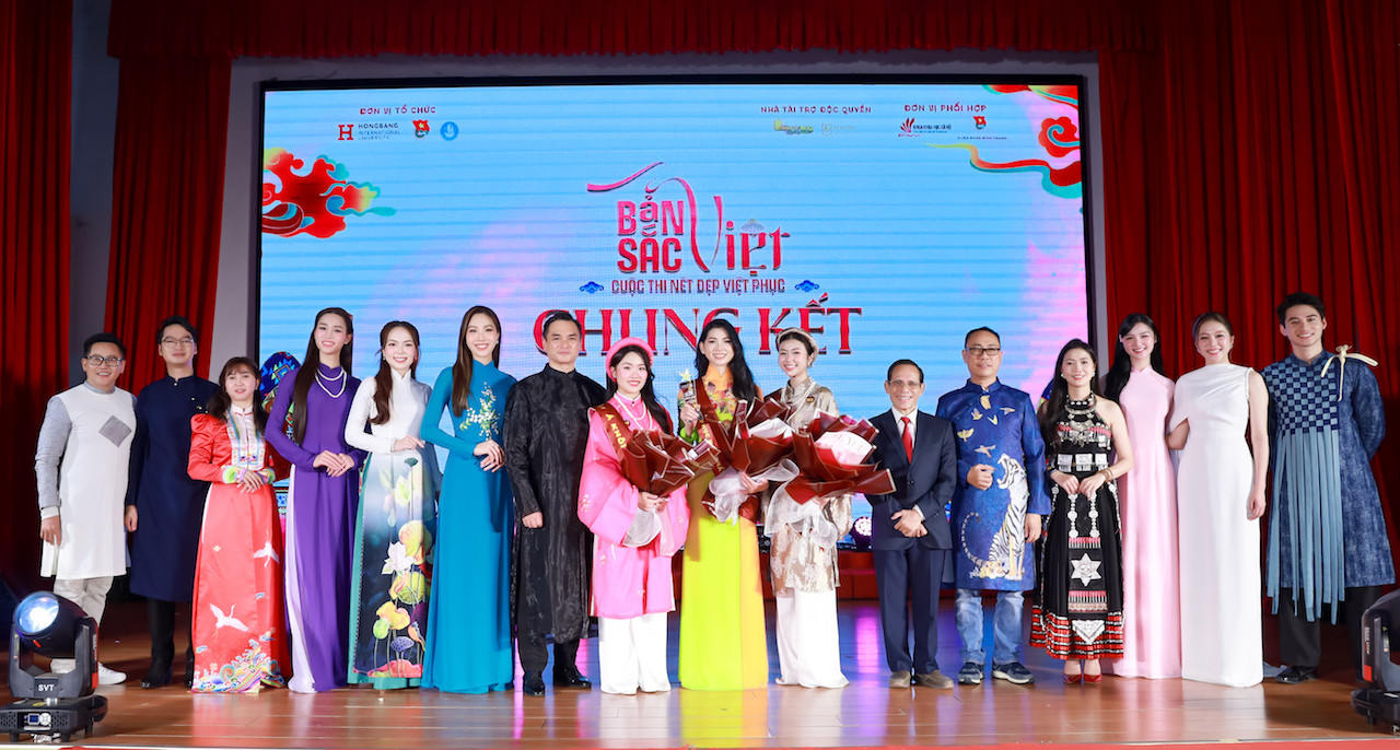 Cuộc thi được tổ chức nhằm lan tỏa vẻ đẹp của trang phục truyền thống Việt Nam. Cuộc thi được tổ chức nhằm lan tỏa vẻ đẹp của trang phục truyền thống Việt Nam.