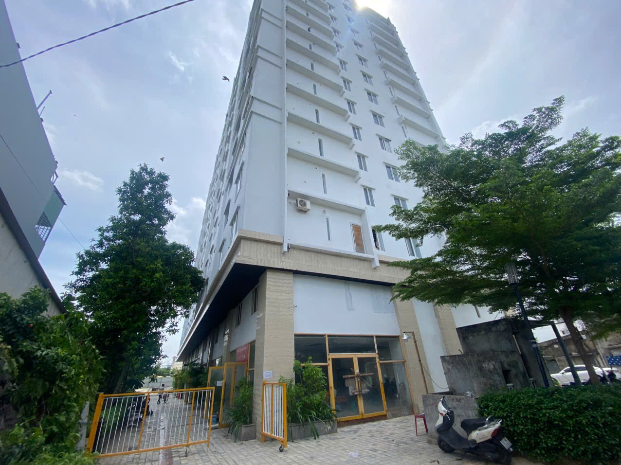 Trước đây, dự án này là nhà ở thương mại sau đó xin chuyển làm nhà ở xã hội và được hưởng ưu đãi trong gói 30.000 tỷ đồng.