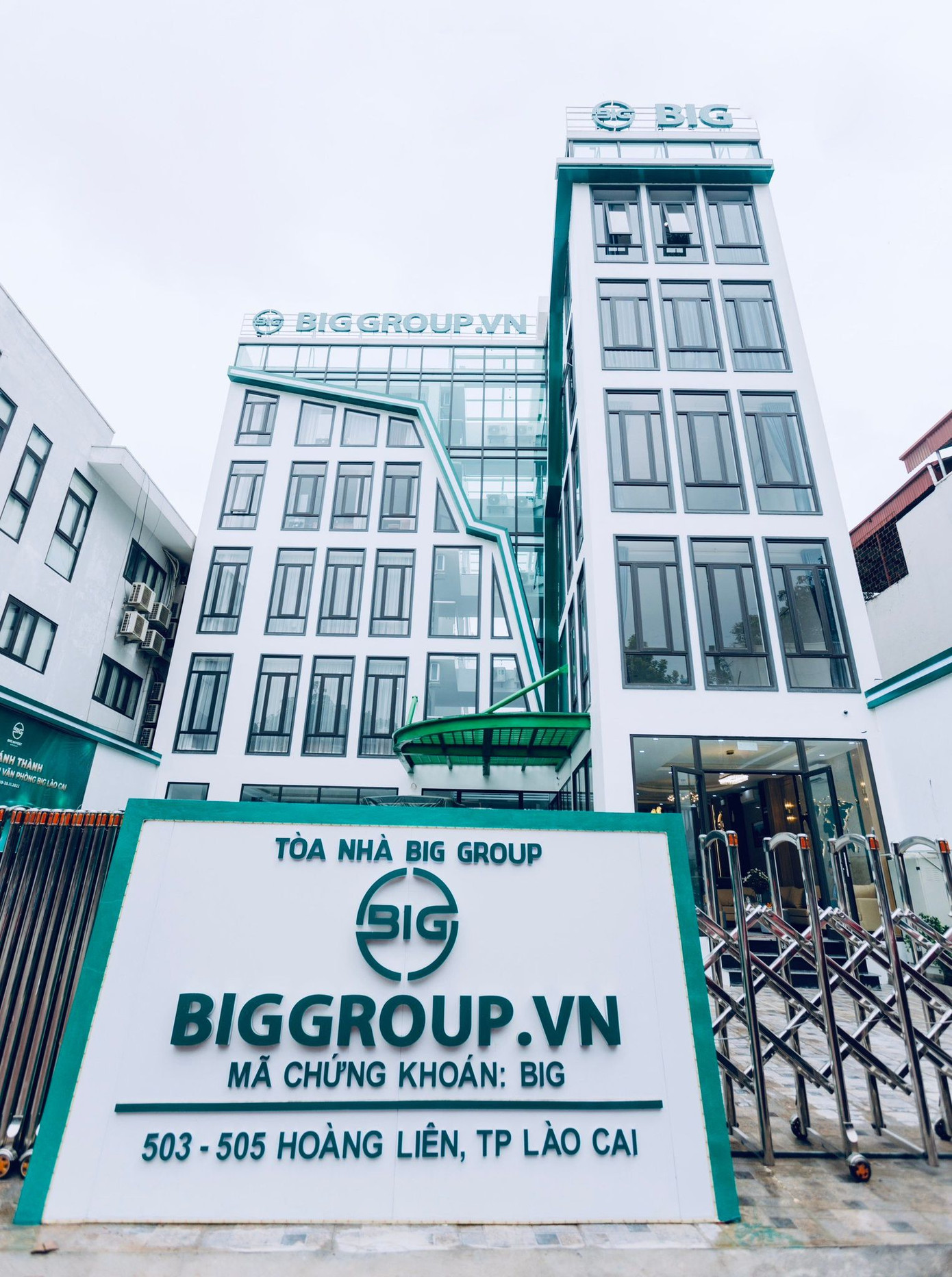Loạt lãnh đạo Công ty CP Big Invest Group đua nhau bán ra cổ phiếu BIG. Loạt lãnh đạo Công ty CP Big Invest Group đua nhau bán ra cổ phiếu BIG.