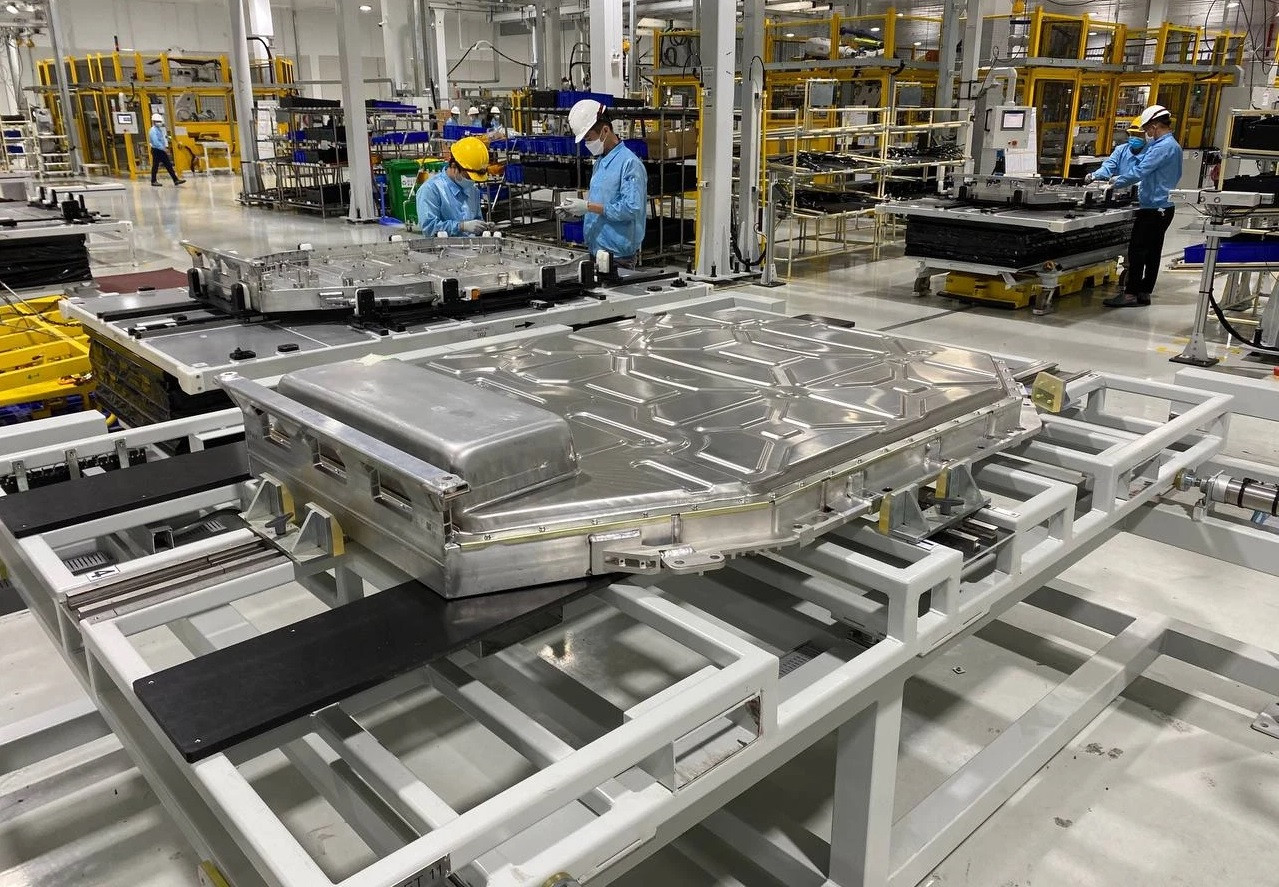 Tầm nhìn cốt lõi của Nghị quyết 68 là xây dựng một khu vực kinh tế tư nhân phát triển nhanh, bền vững, chất lượng cao. Tầm nhìn cốt lõi của Nghị quyết 68 là xây dựng một khu vực kinh tế tư nhân phát triển nhanh, bền vững, chất lượng cao.