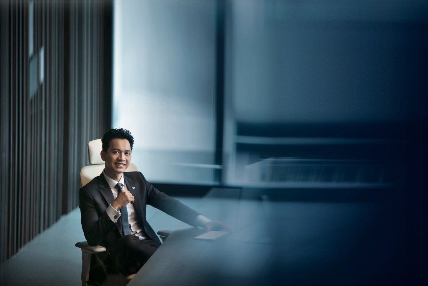 Chủ tịch Hội đồng quản trị ACB Trần Hùng Huy bị đưa thông tin bịa đặt, thất thiệt về việc đánh bạc, chuyển tiền ra nước ngoài hàng chục triệu USD... Chủ tịch Hội đồng quản trị ACB Trần Hùng Huy bị đưa thông tin bịa đặt, thất thiệt về việc đánh bạc, chuyển tiền ra nước ngoài hàng chục triệu USD...