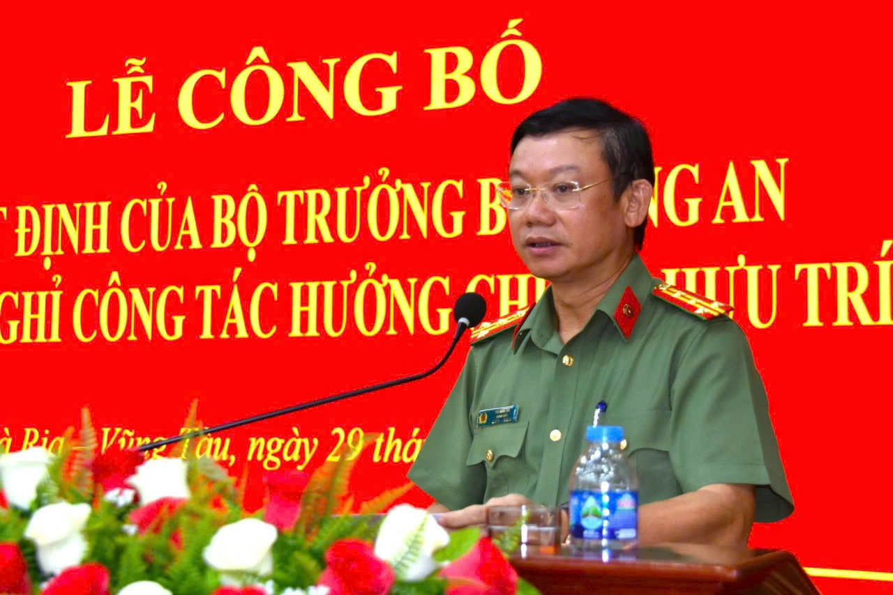 Đại tá Vũ Như Hà, Bí thư Đảng ủy, Giám đốc Công an tỉnh Bà Rịa - Vũng Tàu phát biểu tại buổi lễ. Đại tá Vũ Như Hà, Bí thư Đảng ủy, Giám đốc Công an tỉnh Bà Rịa - Vũng Tàu phát biểu tại buổi lễ.