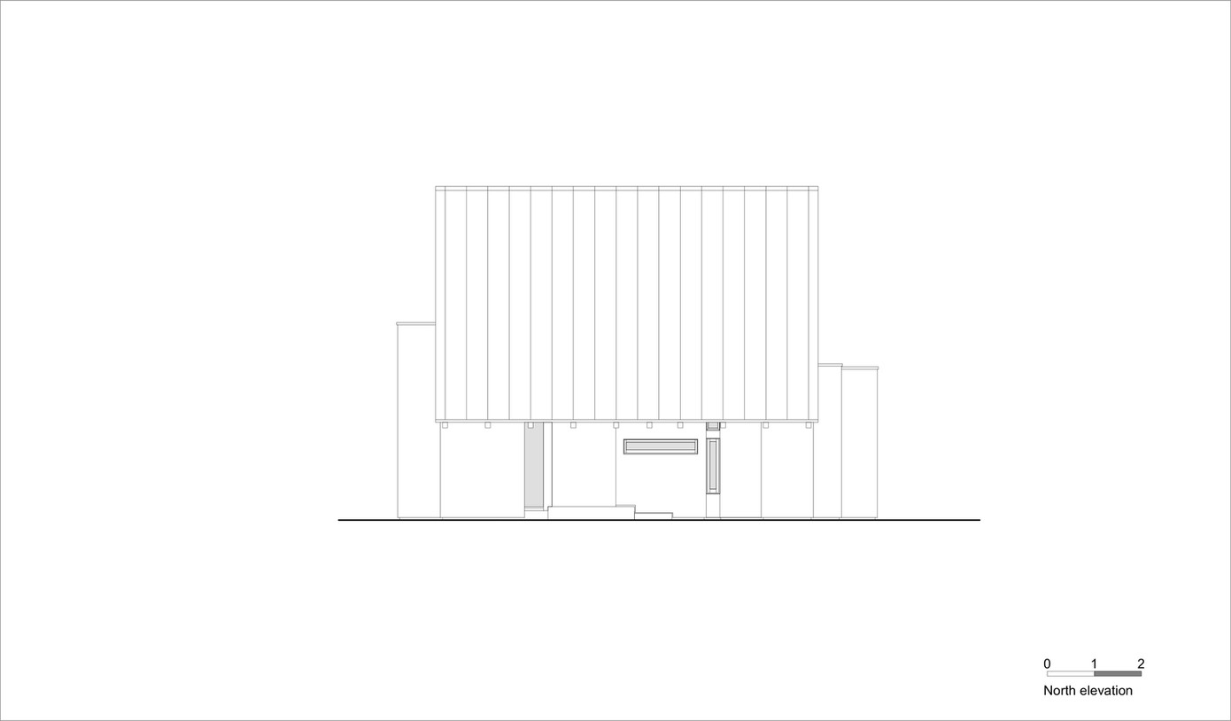 Thiết kế mái dốc giúp thoát nước nhanh chóng mùa mưa và chống nóng tốt trong những ngày hè nóng bức, tạo sự thông thoáng cho ngôi nhà.