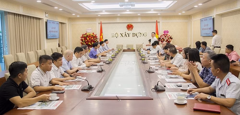 Toàn cảnh buổi lễ ký kết.