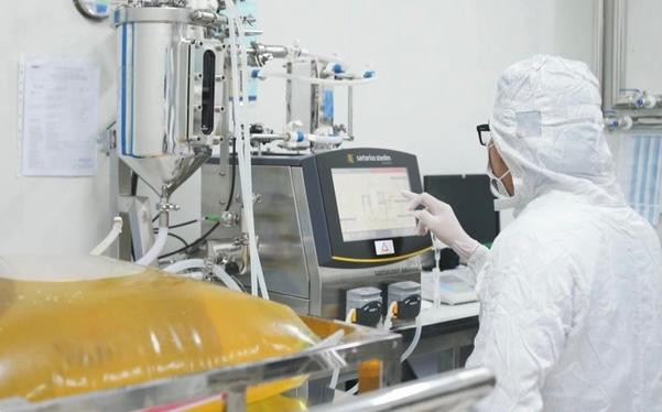 Bên trong nhà máy sản xuất vắc xin Nanocovax của Công ty Nanogen tại TPHCM Bên trong nhà máy sản xuất vắc xin Nanocovax của Công ty Nanogen tại TPHCM