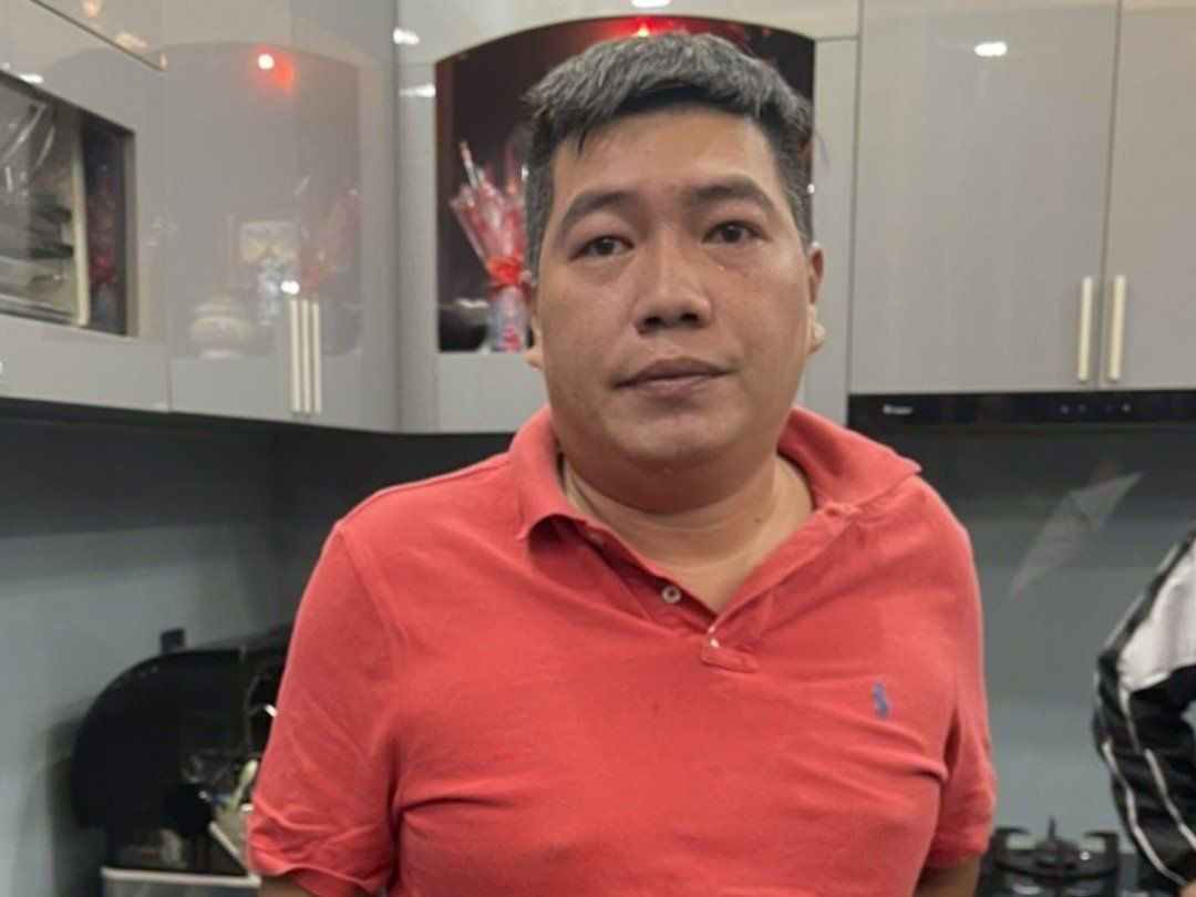 Đối tượng Hùng.