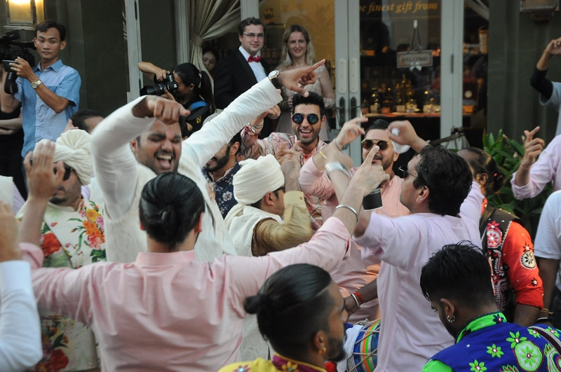 Nữ tỷ phú Ấn Độ chia sẻ cảm xúc sau đám cưới đặc biệt ở Phú Quốc ảnh 9