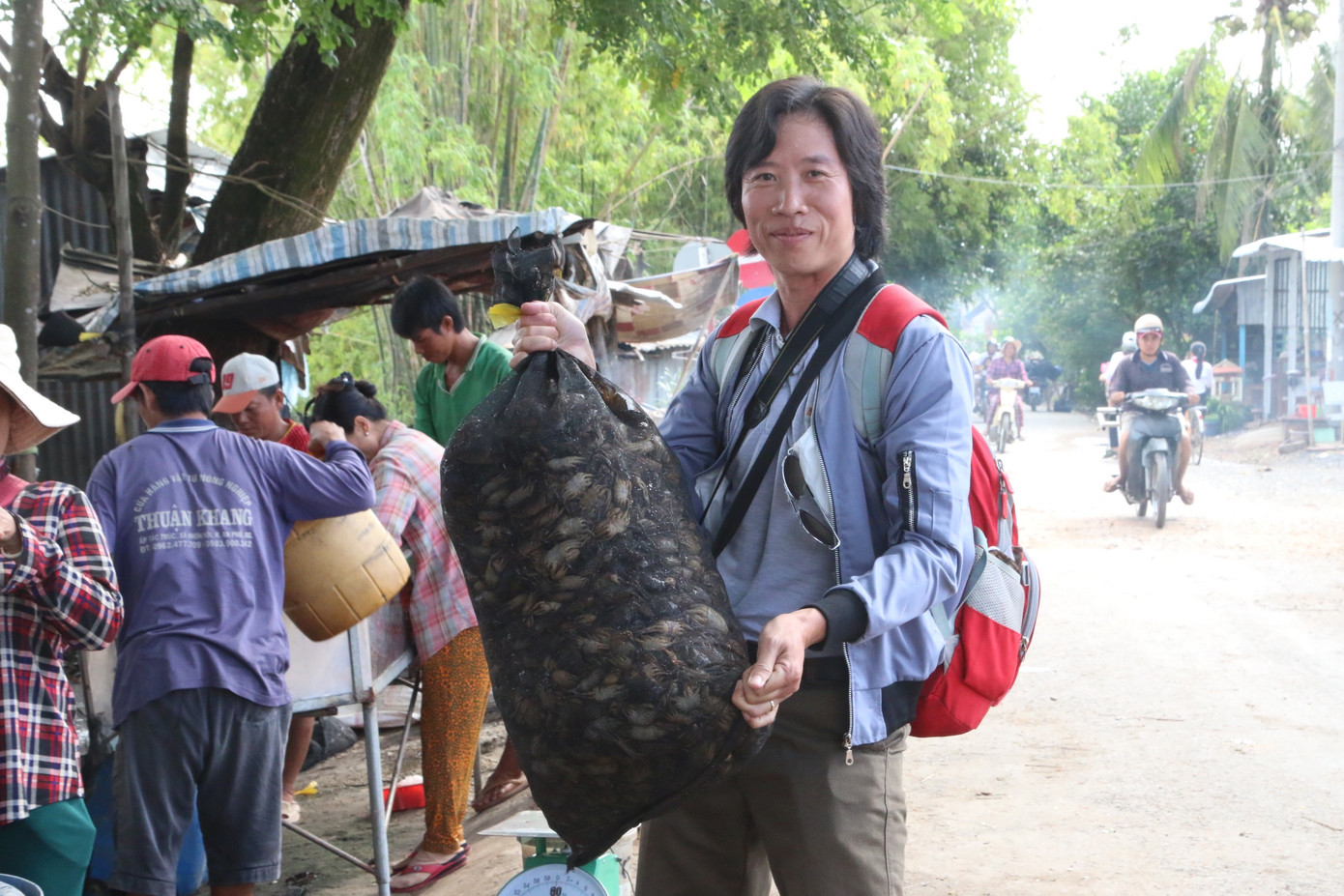 Mưu sinh mùa nước nổi miền Tây ảnh 8