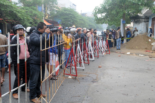 Sự việc gây chấn động cả khu phố 