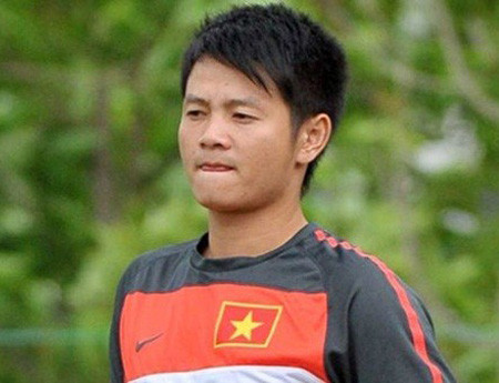 Năm 19 tuổi, Văn Quyến đã là trụ cột của đội tuyển Olympic Việt Nam dự SEA Games 2003