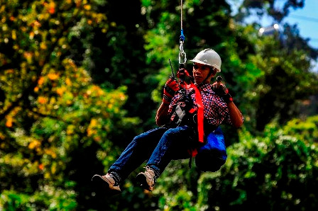 Công việc không dành cho người yếu tim và sợ độ cao