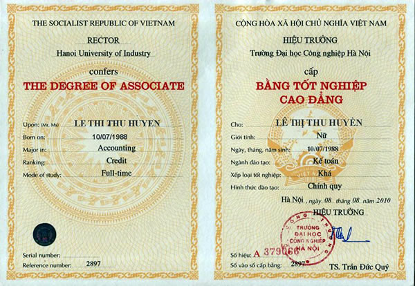 Hãi hùng, một cái click chuột ngồi nhà bỗng thành tân cử nhân ảnh 1