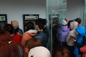 Bàn phương án ‘giải cứu’ ATM nếu gặp sự cố dịp Tết ảnh 1