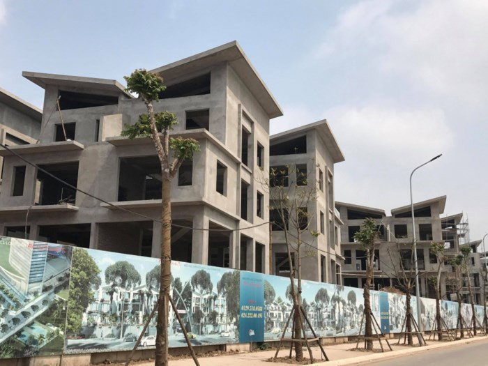 Xôn xao 26 biệt thự giữa Thủ đô xây xong mới xin phép ảnh 4 Xôn xao 26 biệt thự giữa Thủ đô xây xong mới xin phép ảnh 4