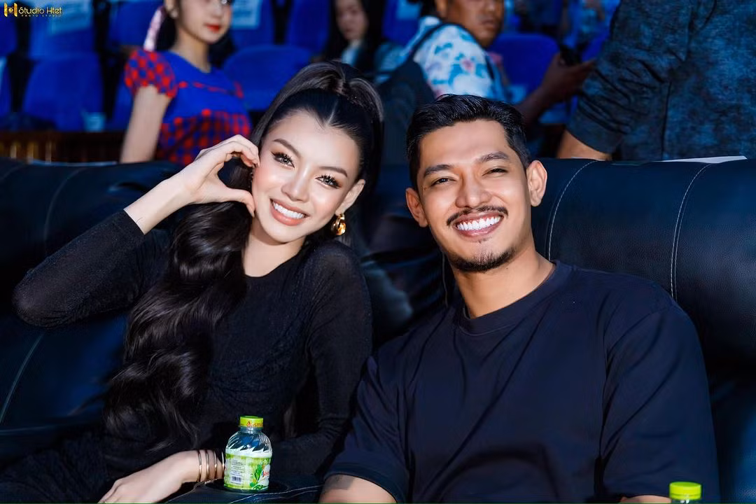 Thae Su Nyein và Htoo Ant Lwin - giám đốc quốc gia Miss Grand Myanmar tham gia sự kiện hôm 3/11.