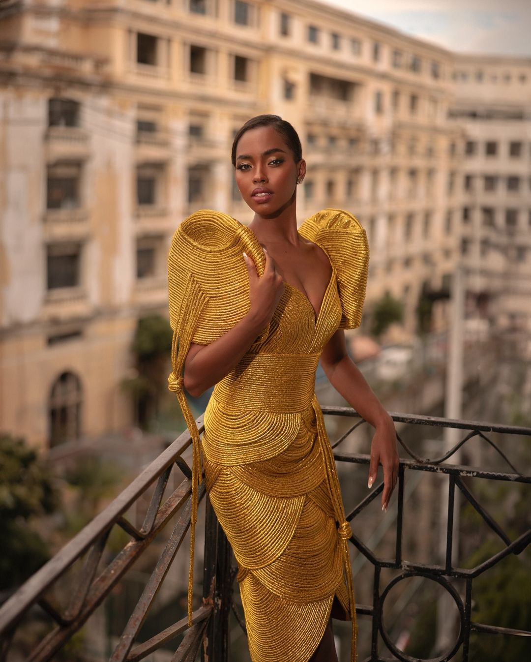 Chelsea Manalo tại cuộc thi Hoa hậu Hoàn vũ 2024 tổ chức ở Mexico.