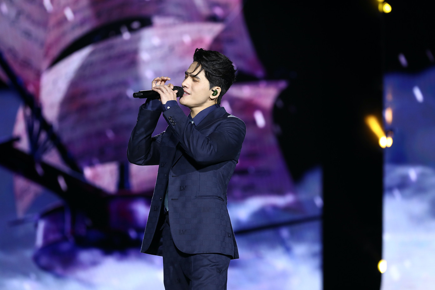 Đêm nhạc là nơi Quốc Thiên thể hiện trọn vẹn câu chuyện hành trình của mình, nơi những giấc mơ được nối dài cùng khát khao cống hiến, chinh phục khán giả trong nhiều năm. Khởi đầu thuận lợi với ngôi vị quán quân Vietnam Idol nhưng phải mất hơn một thập kỷ, Quốc Thiên mới tạo được dấu ấn và chỗ đứng trong nghề.