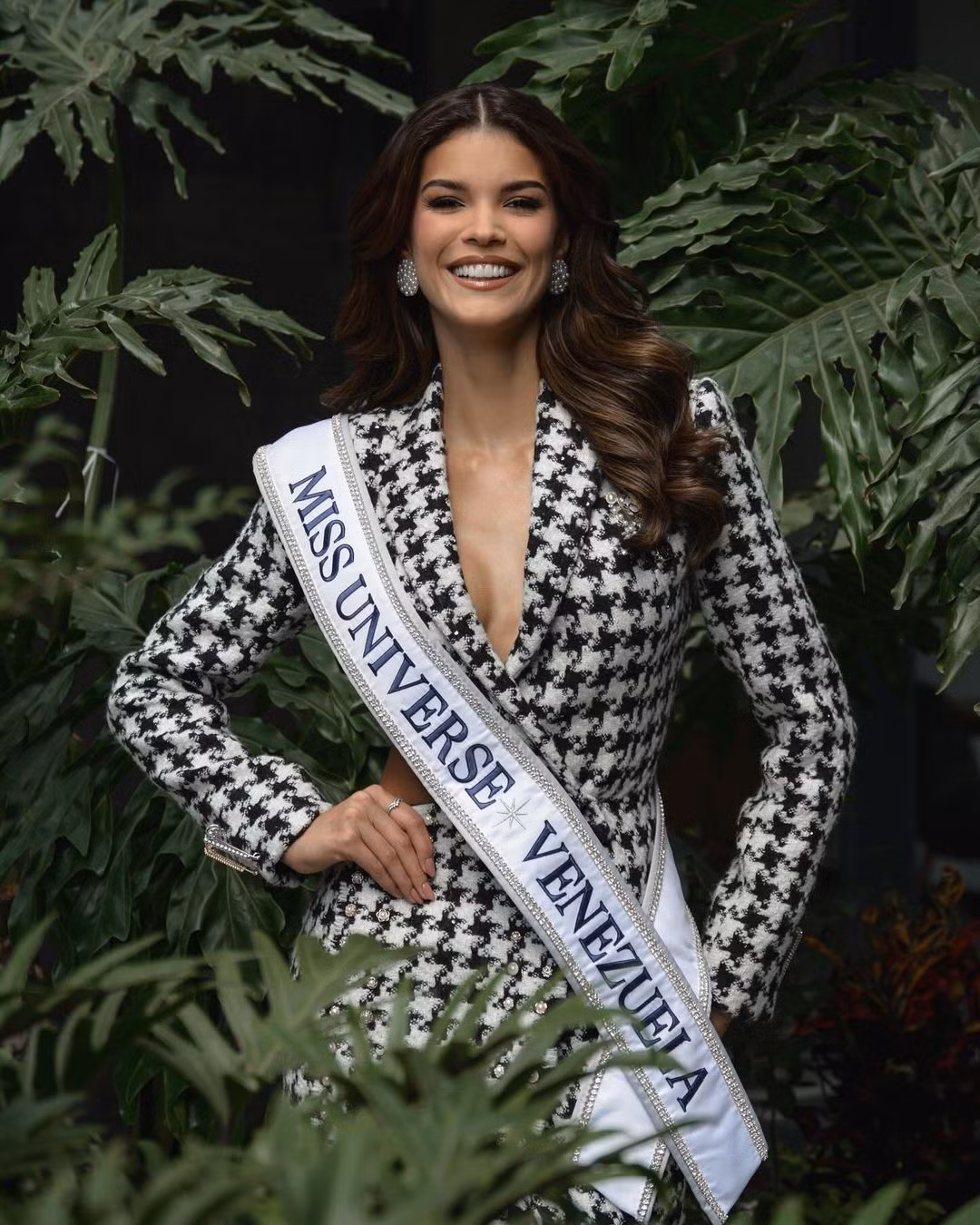 Ileana Marquez Pedroza năm nay 27 tuổi, có chiều cao 1,77 m và thân hình săn chắc, nóng bỏng. Hiện cô là người mẫu chuyên nghiệp ở quê nhà.
