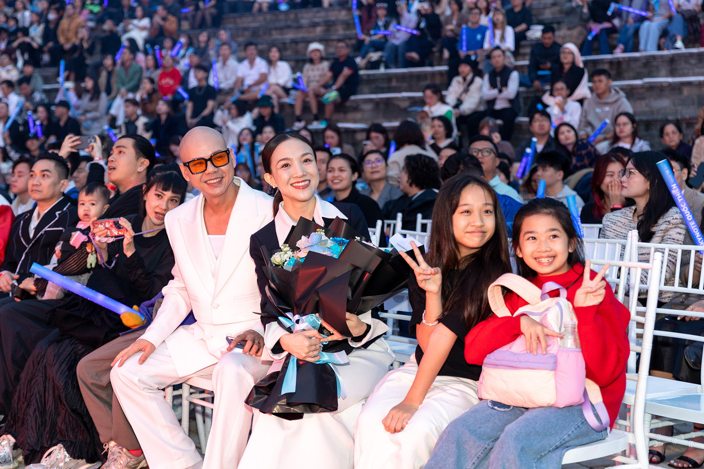 Dàn ca sĩ Anh trai vượt ngàn chông gai đã tới Đà Lạt để ủng hộ Quốc Thiên. Với họ, Quốc Thiên là người bạn luôn sát cánh, quan tâm chu đáo với từng người xung quanh. Thông qua chương trình, khán giả được thấy một Quốc Thiên đời thường, chân thật và tình cảm.