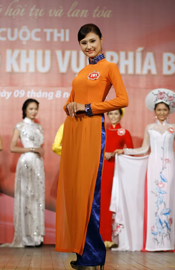 Nguyễn Thị Thu Hương. SBD: 281