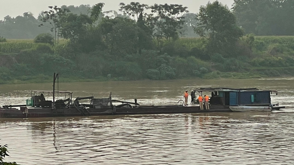 Hai phương tiện bị bắt giữ Hai phương tiện bị bắt giữ