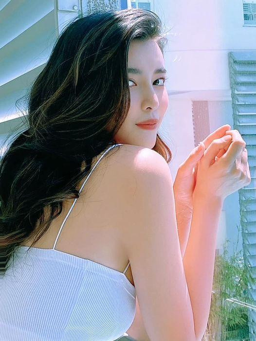 Nhan sắc đời thực của Cao Thái Hà