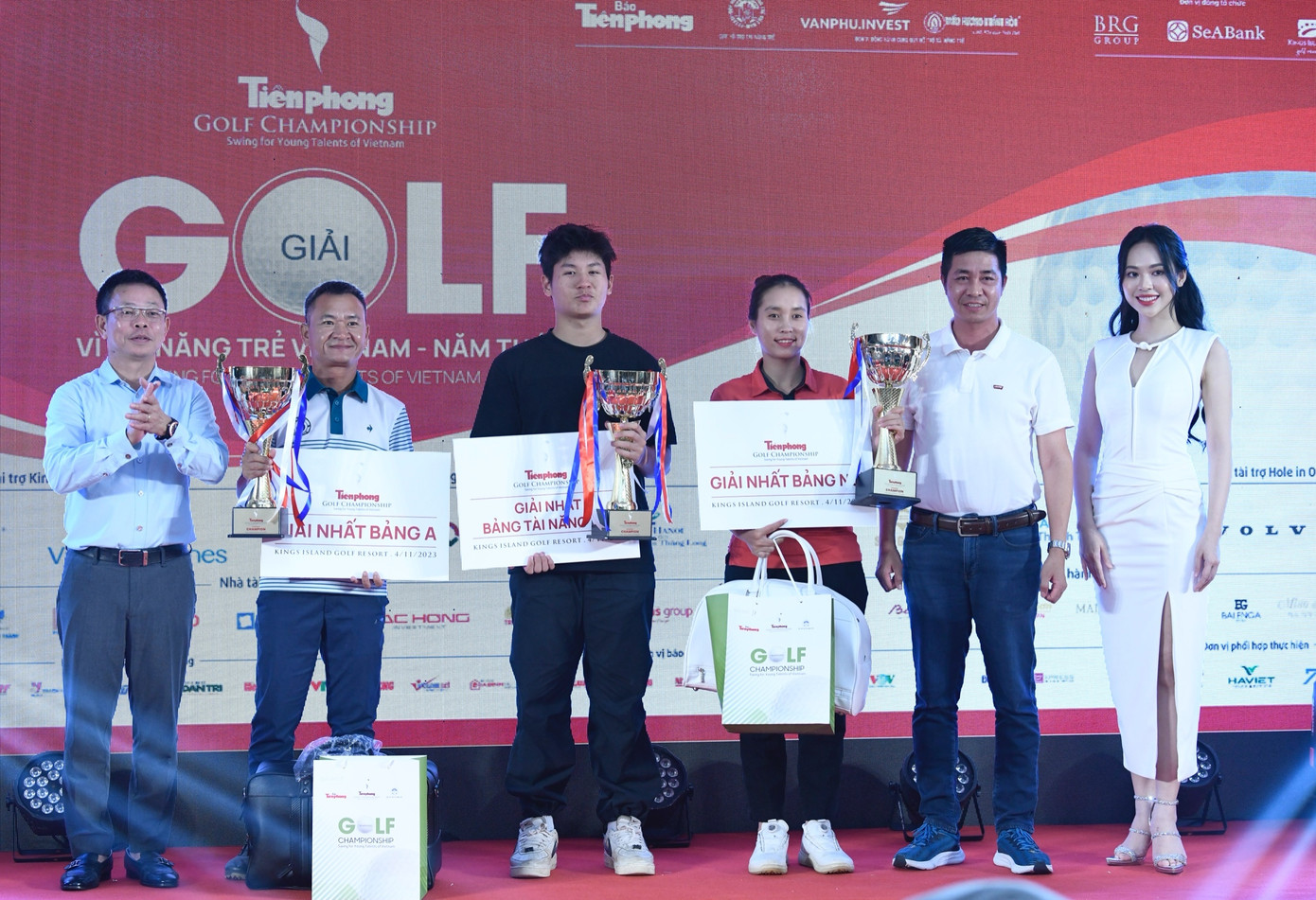 Golfer 16 tuổi Nguyễn Đức Sơn vô địch Tiền Phong Golf Championship năm 2023 ảnh 18 Golfer 16 tuổi Nguyễn Đức Sơn vô địch Tiền Phong Golf Championship năm 2023 ảnh 18